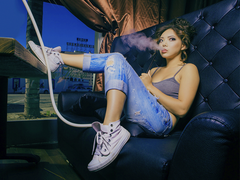 Этикет курения кальяна: что делать, а что не рекомендуется, как курить кальян в компании